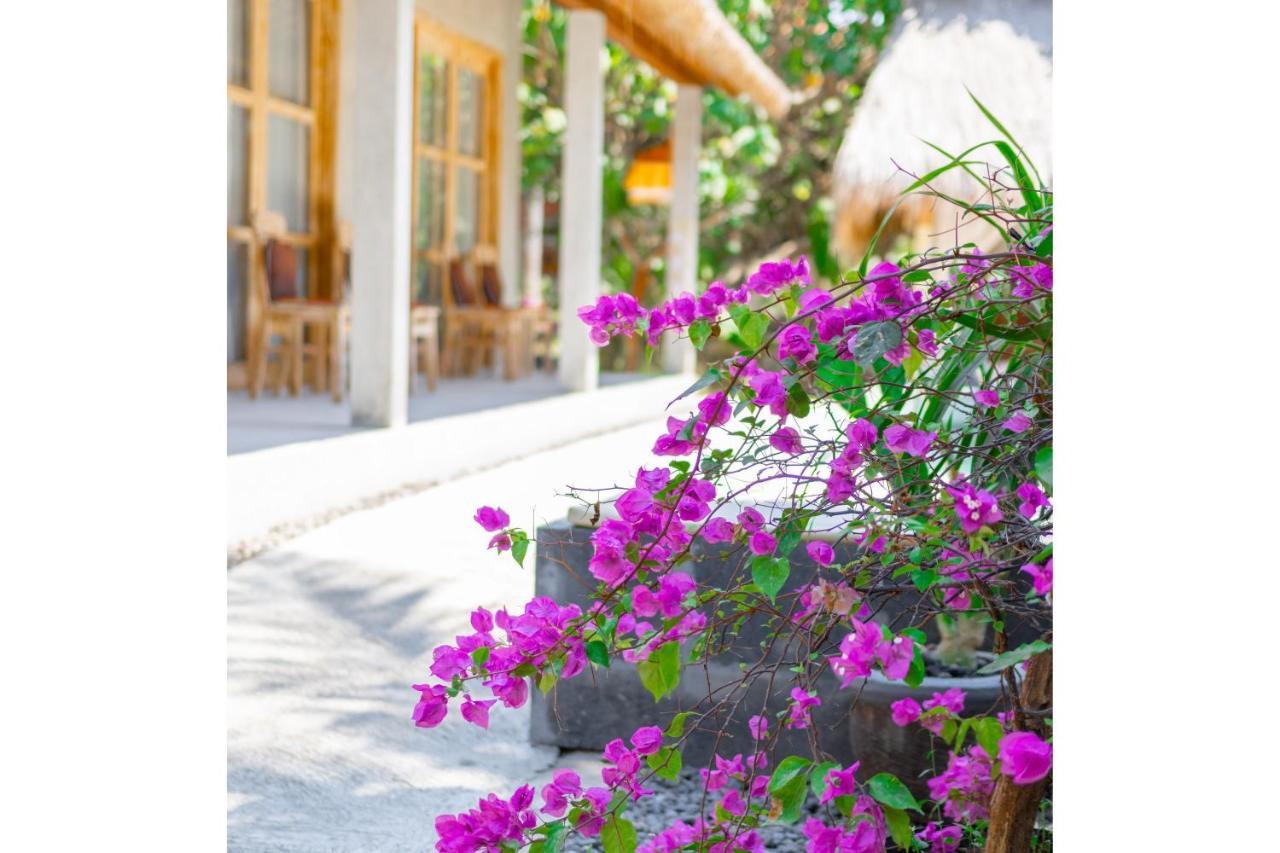 Golden Garuda Cottages Polilit Εξωτερικό φωτογραφία
