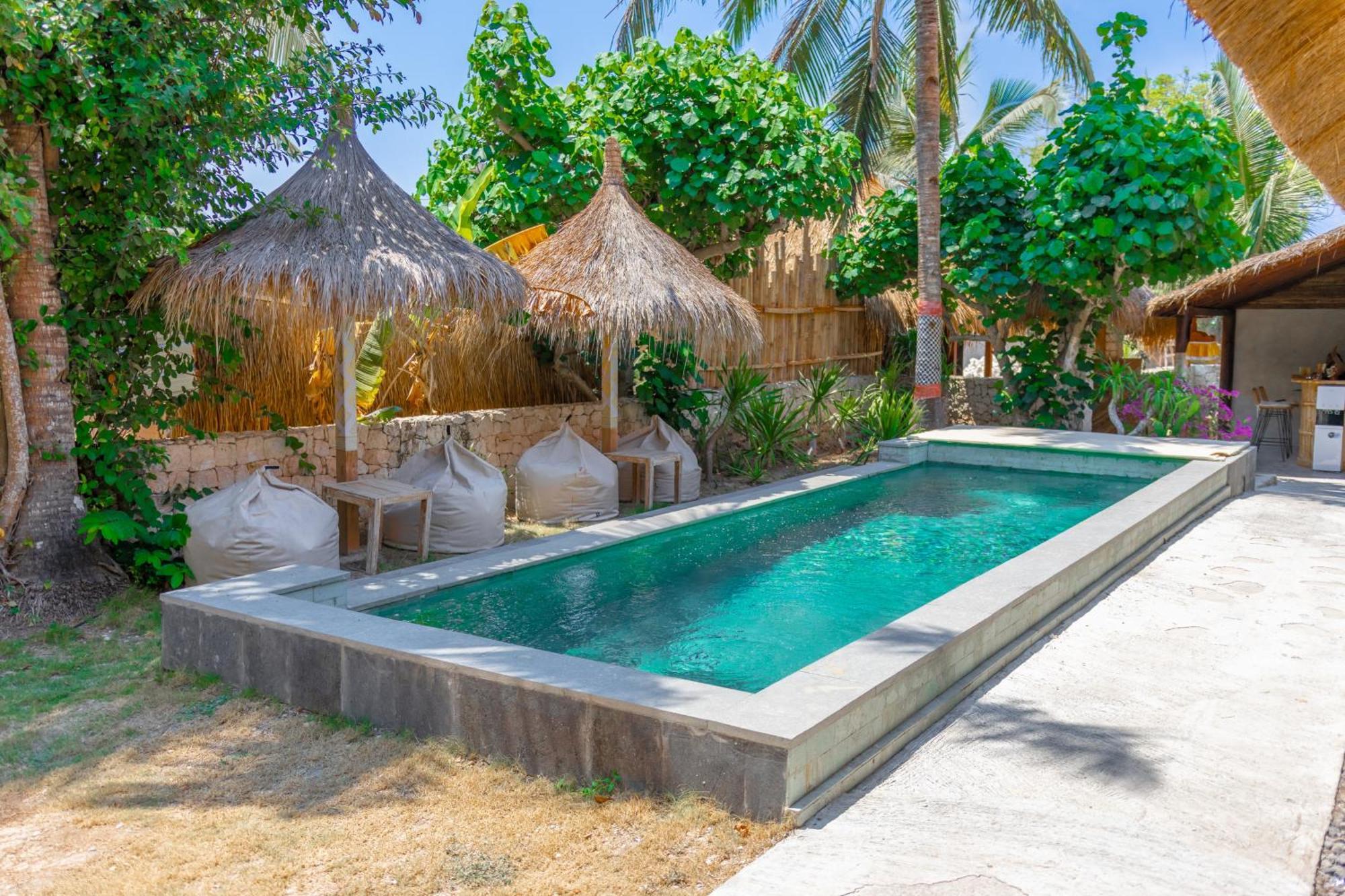 Golden Garuda Cottages Polilit Εξωτερικό φωτογραφία